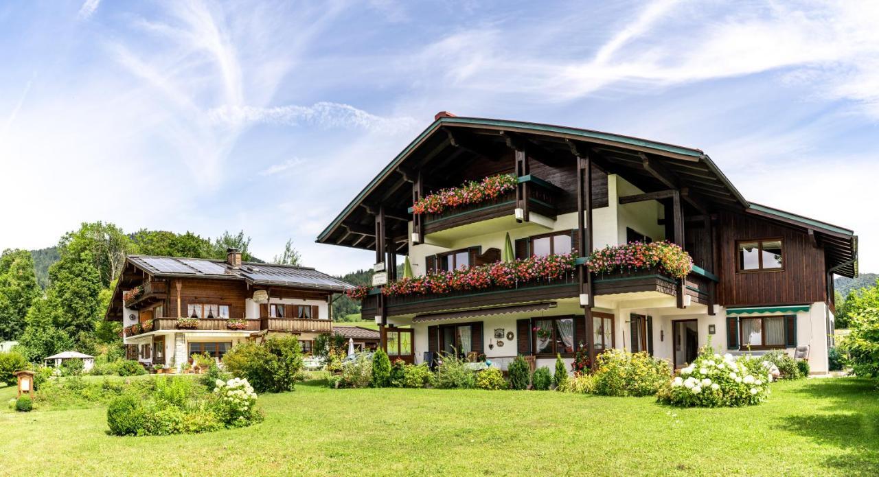 Gaestehaeuser Schwemmbauer Reit im Winkl Kültér fotó